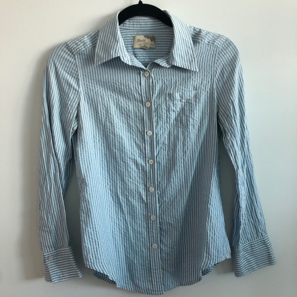 Elizabeth and James Tops - Elizabeth and James | Seersucker button-down | XS